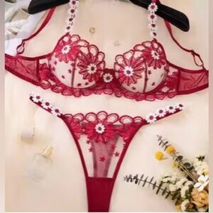 Elegant Red Floral Lace Lingerie Set